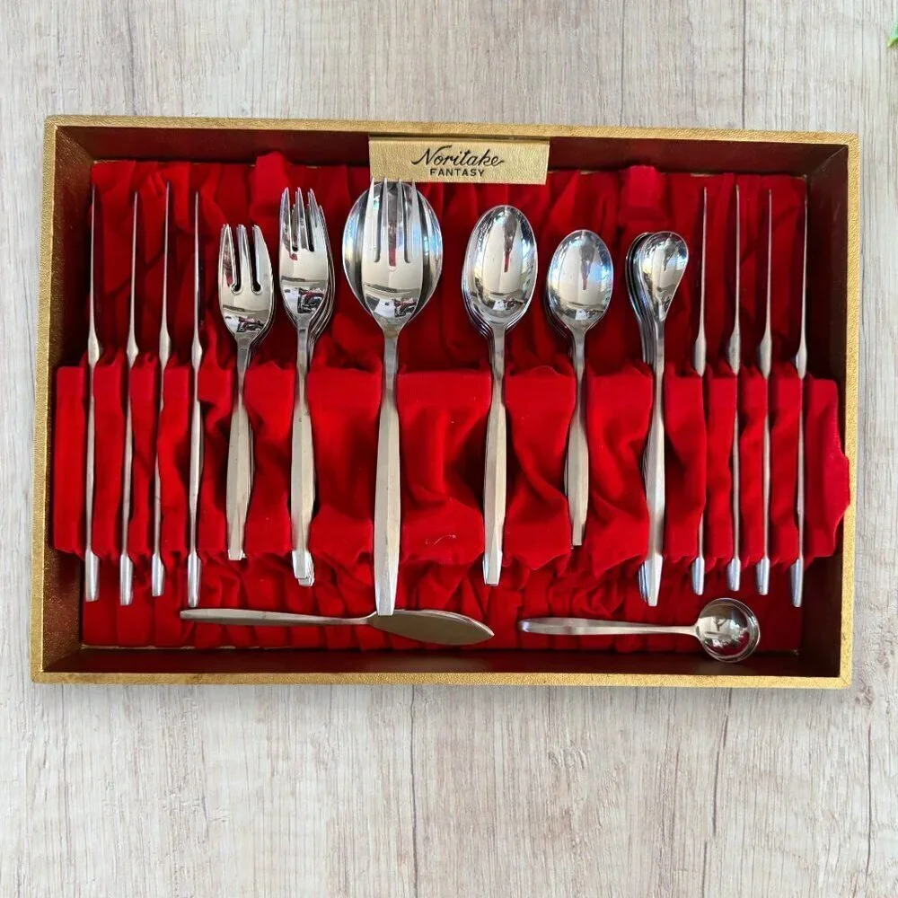 Noritake Fantasy Stainless 18/8 Japan 52 PC Complete Flatware Cutlery in box